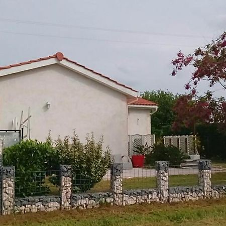 Le Soleil En Gironde Villa Vrillant Eksteriør bilde